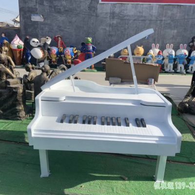 校园钢琴不锈钢艺术雕塑