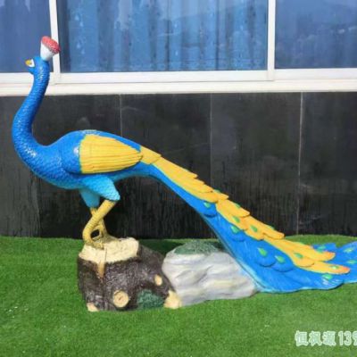 彩绘孔雀户外不锈钢雕塑