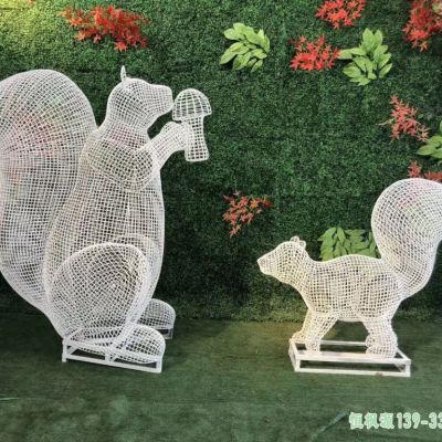 园林松鼠不锈钢艺术雕塑